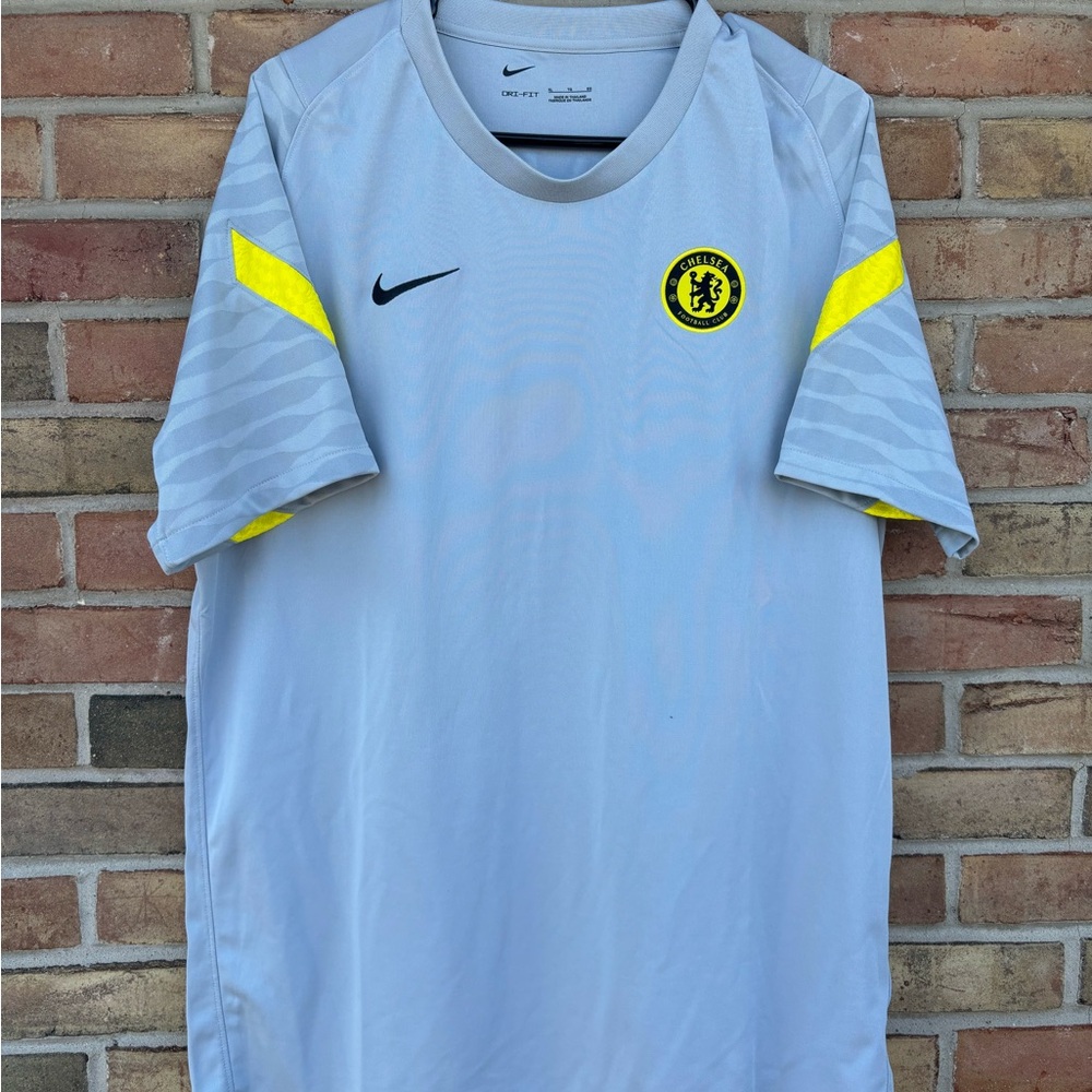 Pulisic Chelsea 2021/2022 Nike Soccer Kit - Men’s XL